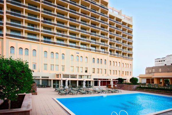 فندق ميركيور جراند الدوحة ( المميزات + المرافق + الخدمات )