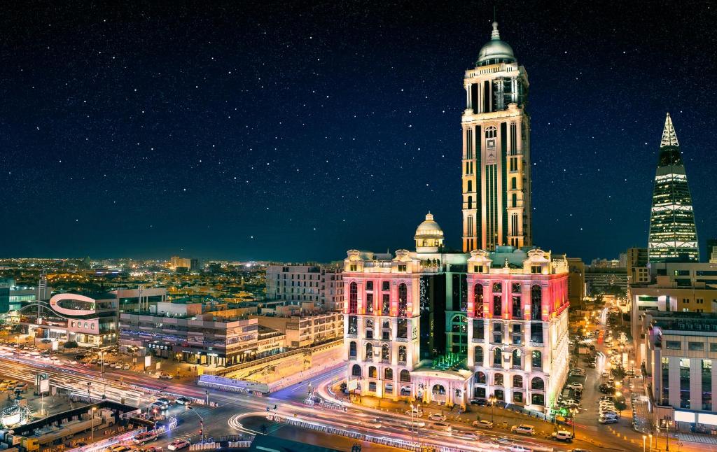 فنادق قريبة من برج الفيصلية الرياض