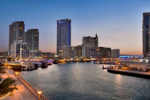 فنادق دبي على الساحل ( المميزات + المرافق + الخدمات )