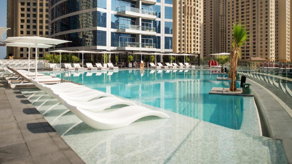 فنادق دبي مع مسبح 