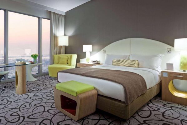 فندق سوفيتل دبي داون تاون ( المميزات + المرافق + الخدمات )
