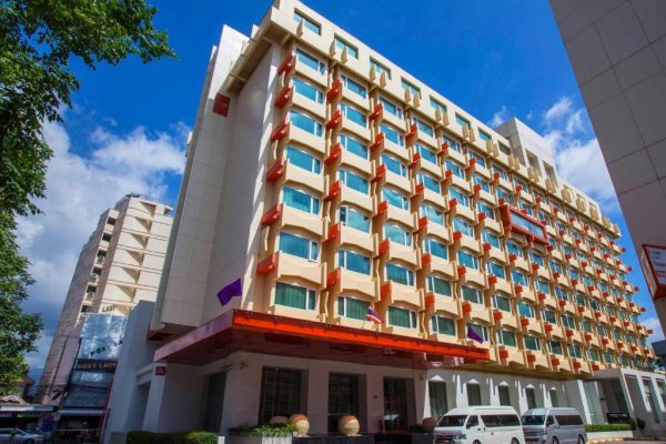 فندق دوسيت شنغماي تايلاند ( المميزات + المرافق + الخدمات )