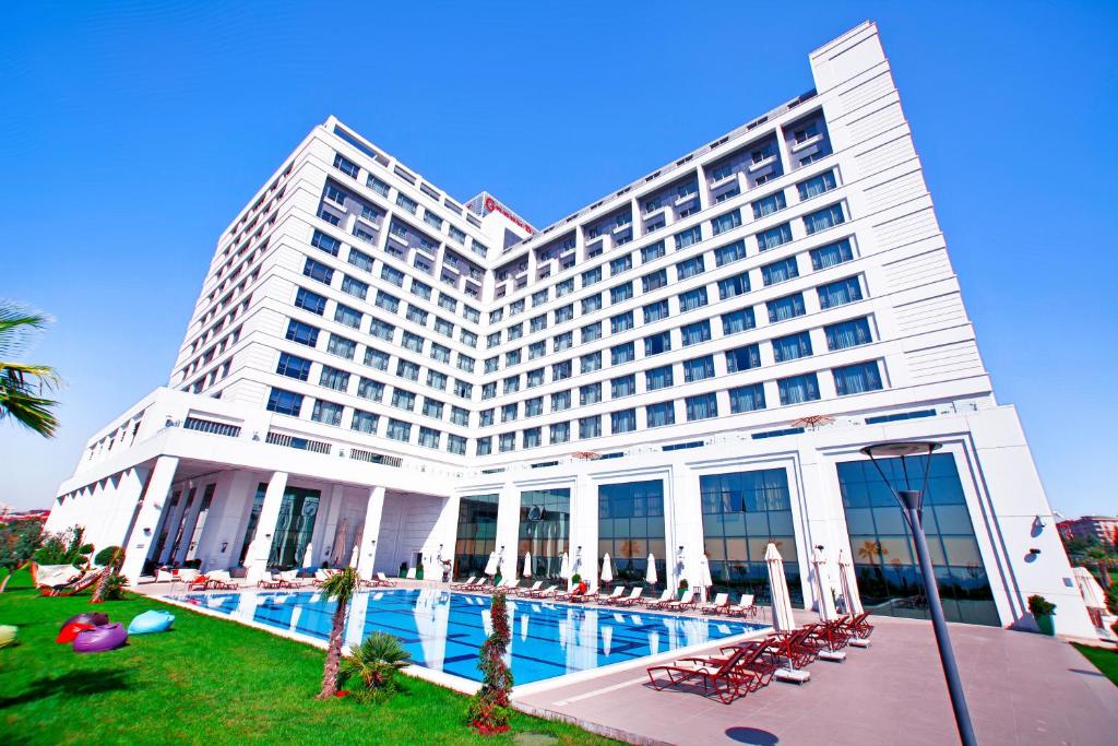فنادق اسطنبول مع مسبح