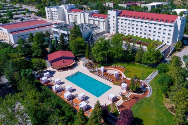 فندق ومركز مؤتمرات بيلكنت أنقرة ( المميزات + المرافق + الخدمات )