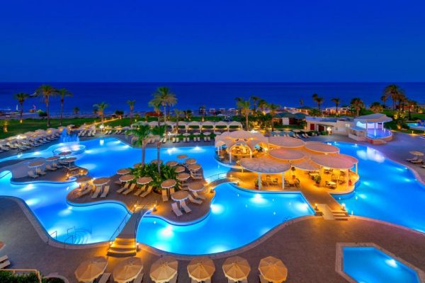 فنادق رودس على الشاطئ ( المميزات + المرافق + الخدمات )