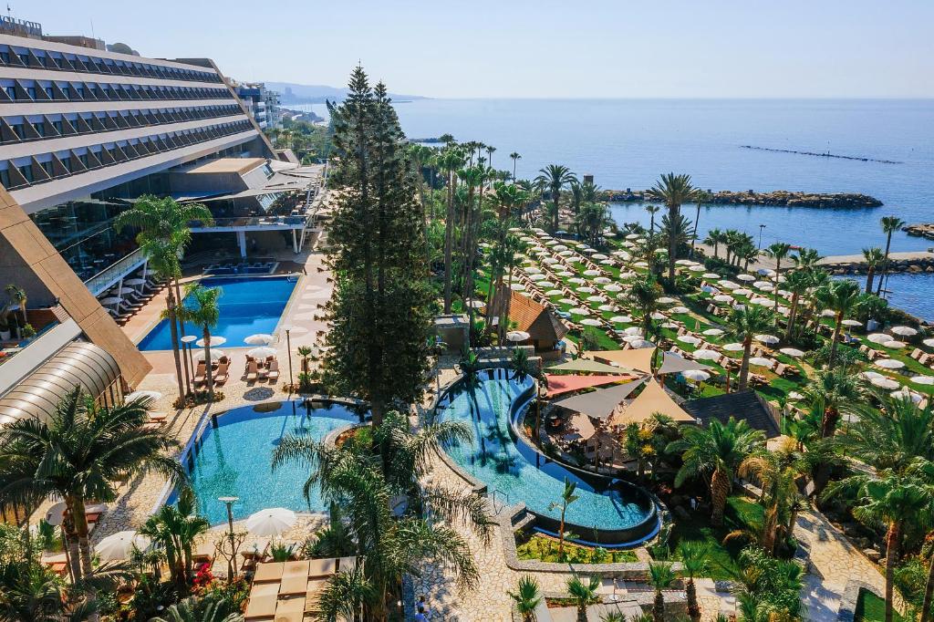 اطلالة فندق شاطئ أماتوس ليماسول قبرص