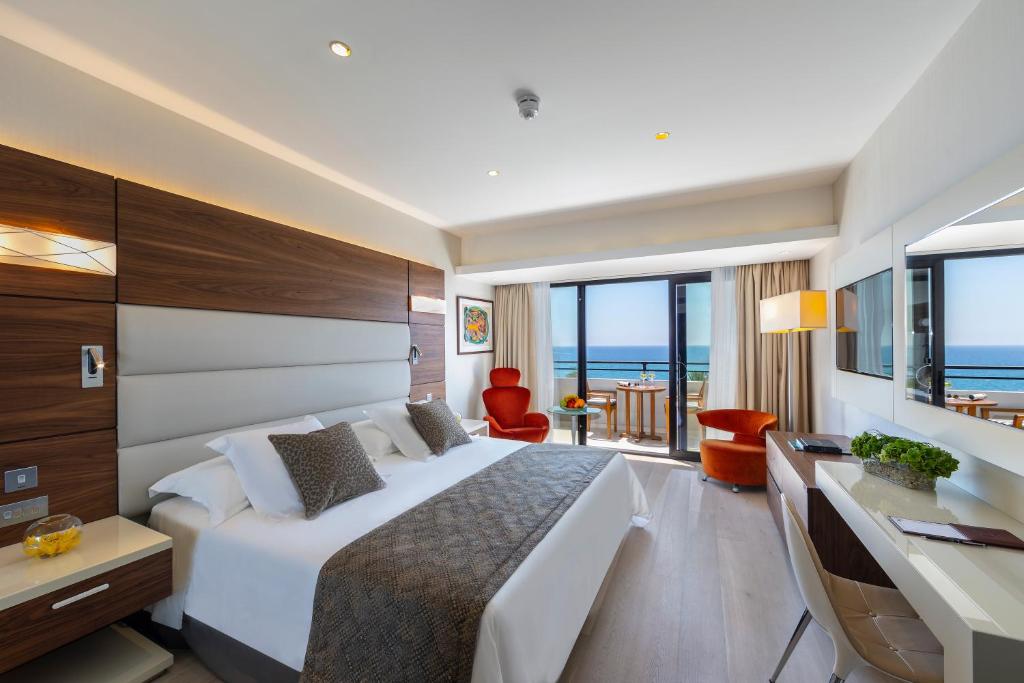 غرف فندق شاطئ أماتوس ليماسول قبرص
