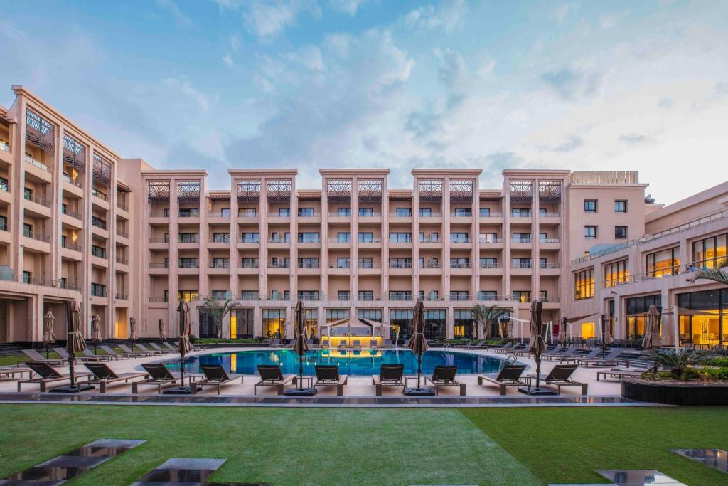 فنادق القاهرة الجديدة مع مسبح