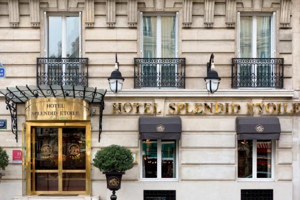فندق سبلينديد إتوال باريس : إقامة مريحة بالقرب من قوس النصر
